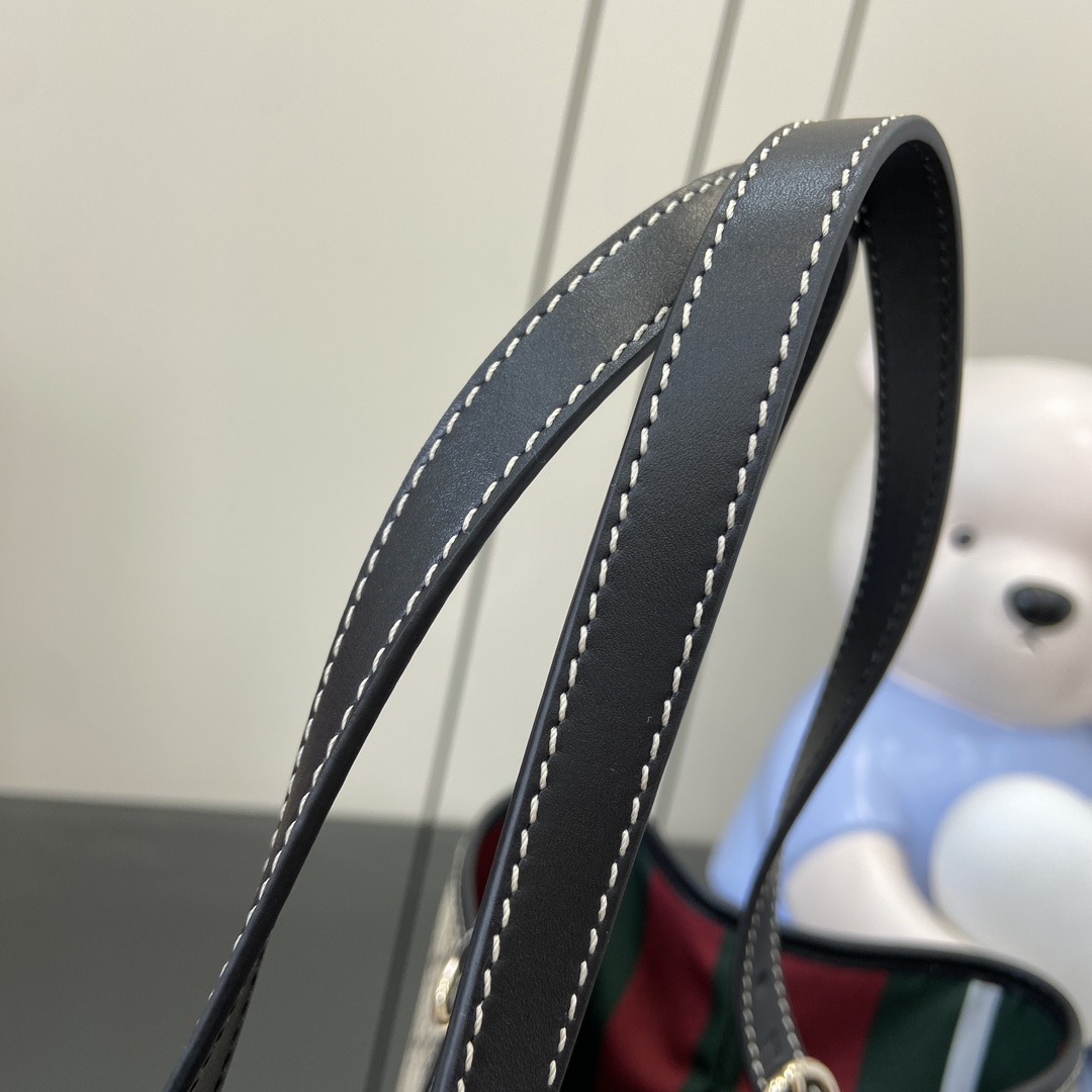 Gucci GG Emblem Large Tote Bag - PerfectKickZ