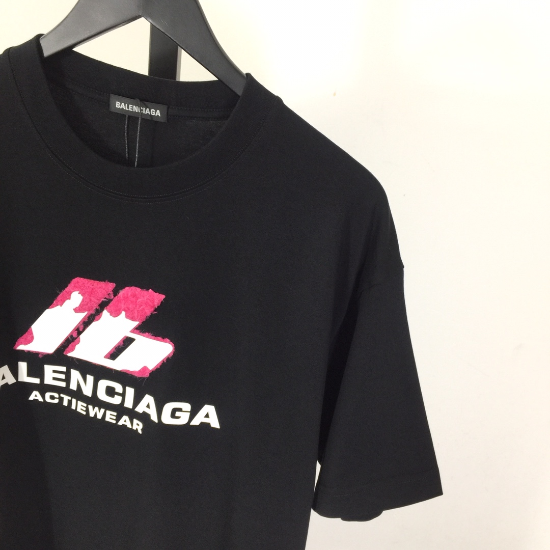 Balenciaga Logo T-Shirt - PerfectKickZ