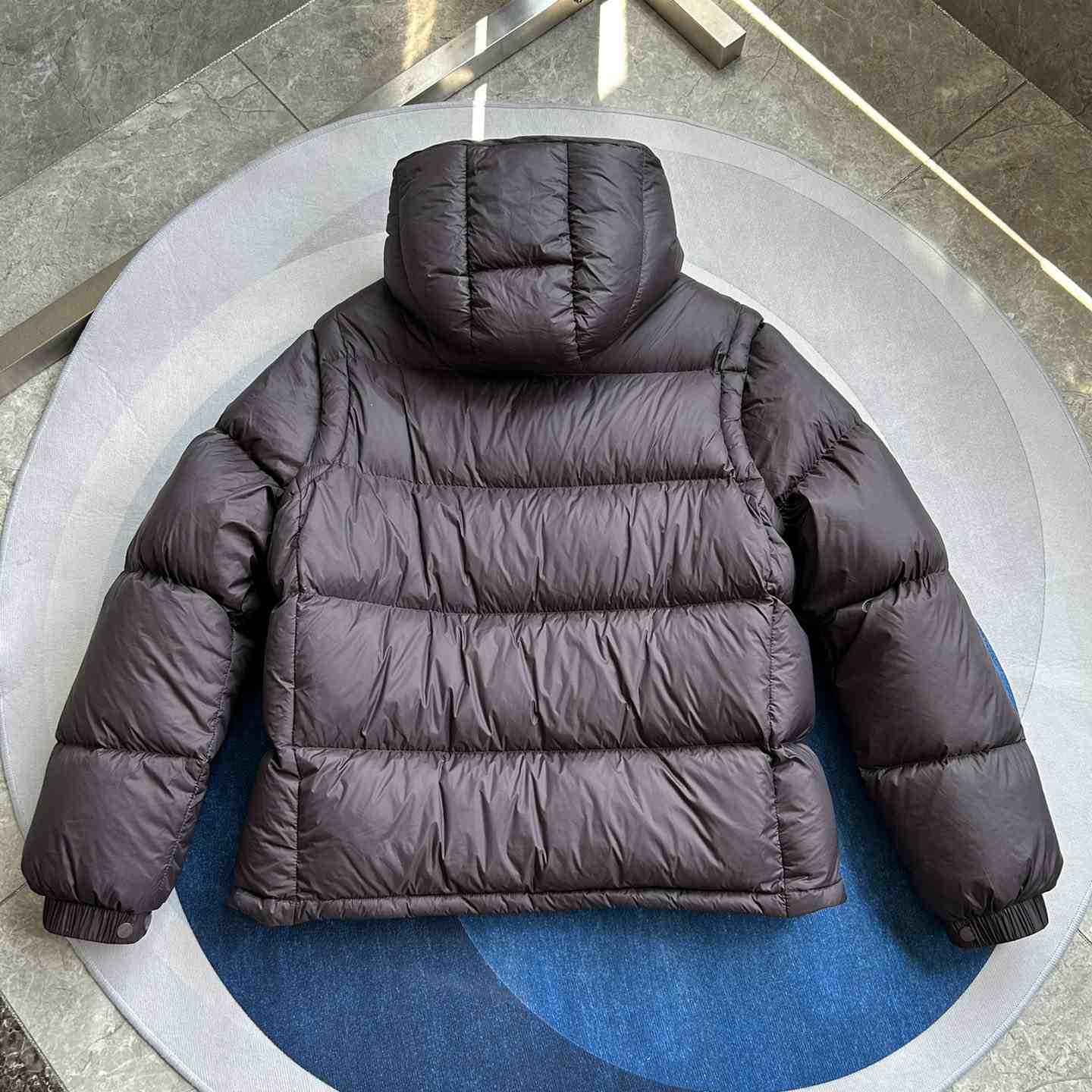 Moncler Cyclone 2-IN-1 Short Down Jacket - PerfectKickZ