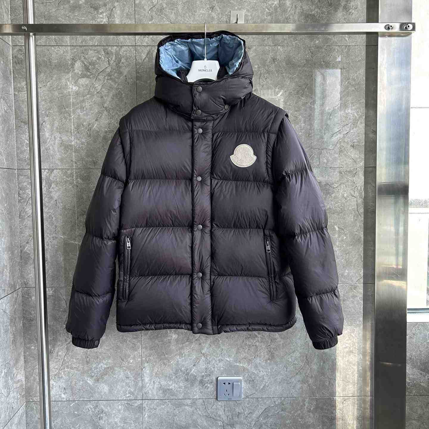 Moncler Cyclone 2-IN-1 Short Down Jacket - PerfectKickZ
