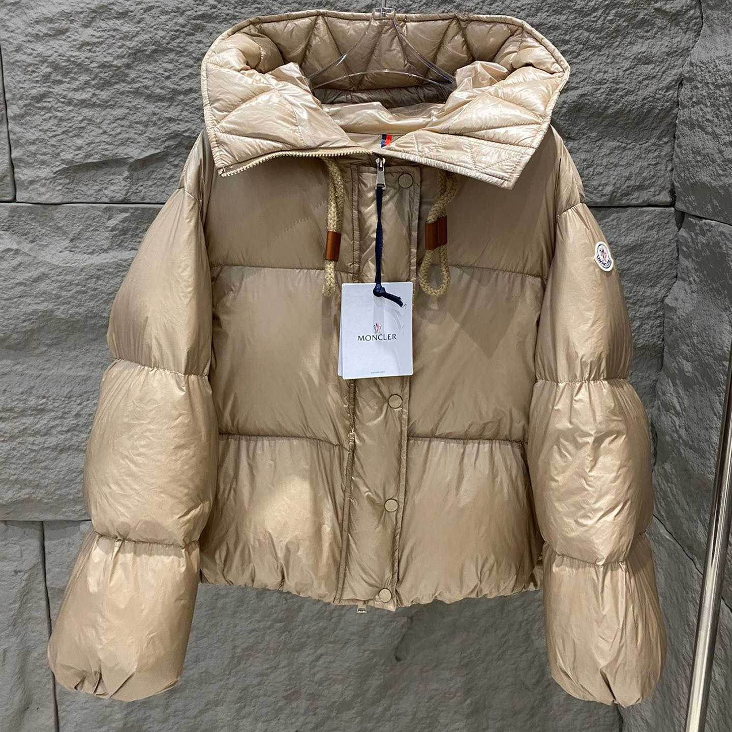 Moncler Borey Short Down Jacket - PerfectKickZ