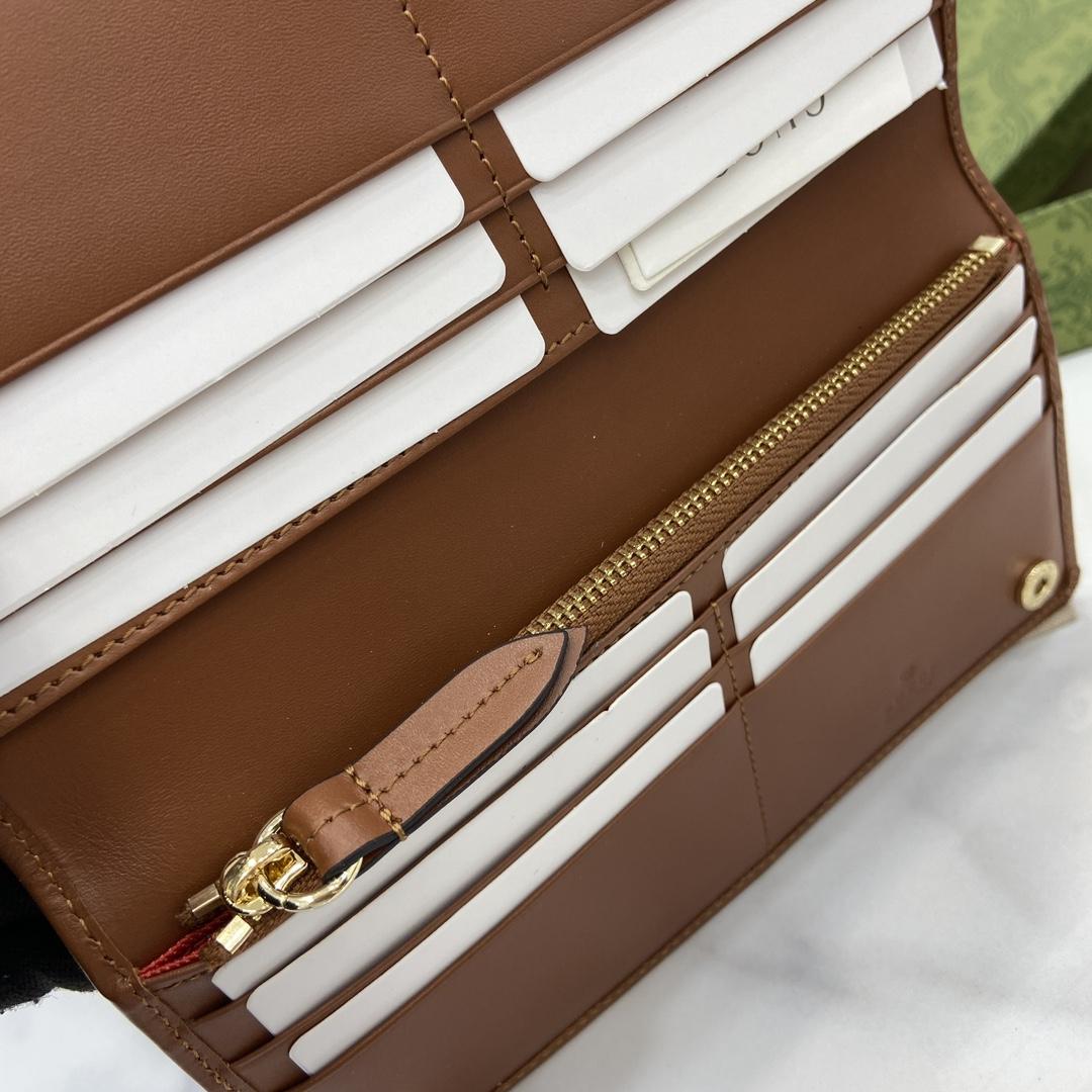 Gucci GG Emblem Continental Wallet - PerfectKickZ