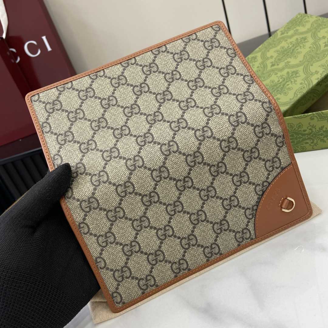 Gucci GG Emblem Continental Wallet - 