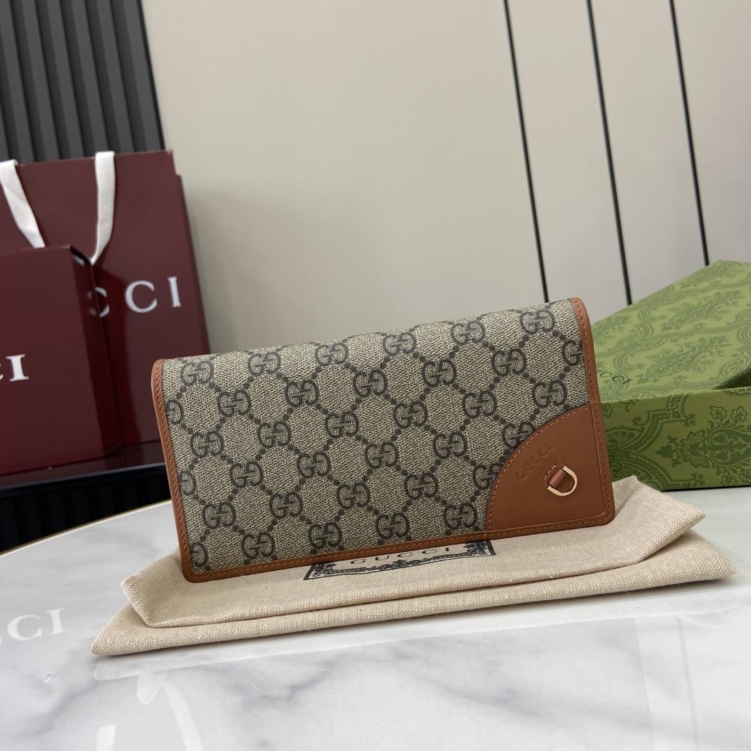 Gucci GG Emblem Continental Wallet - PerfectKickZ