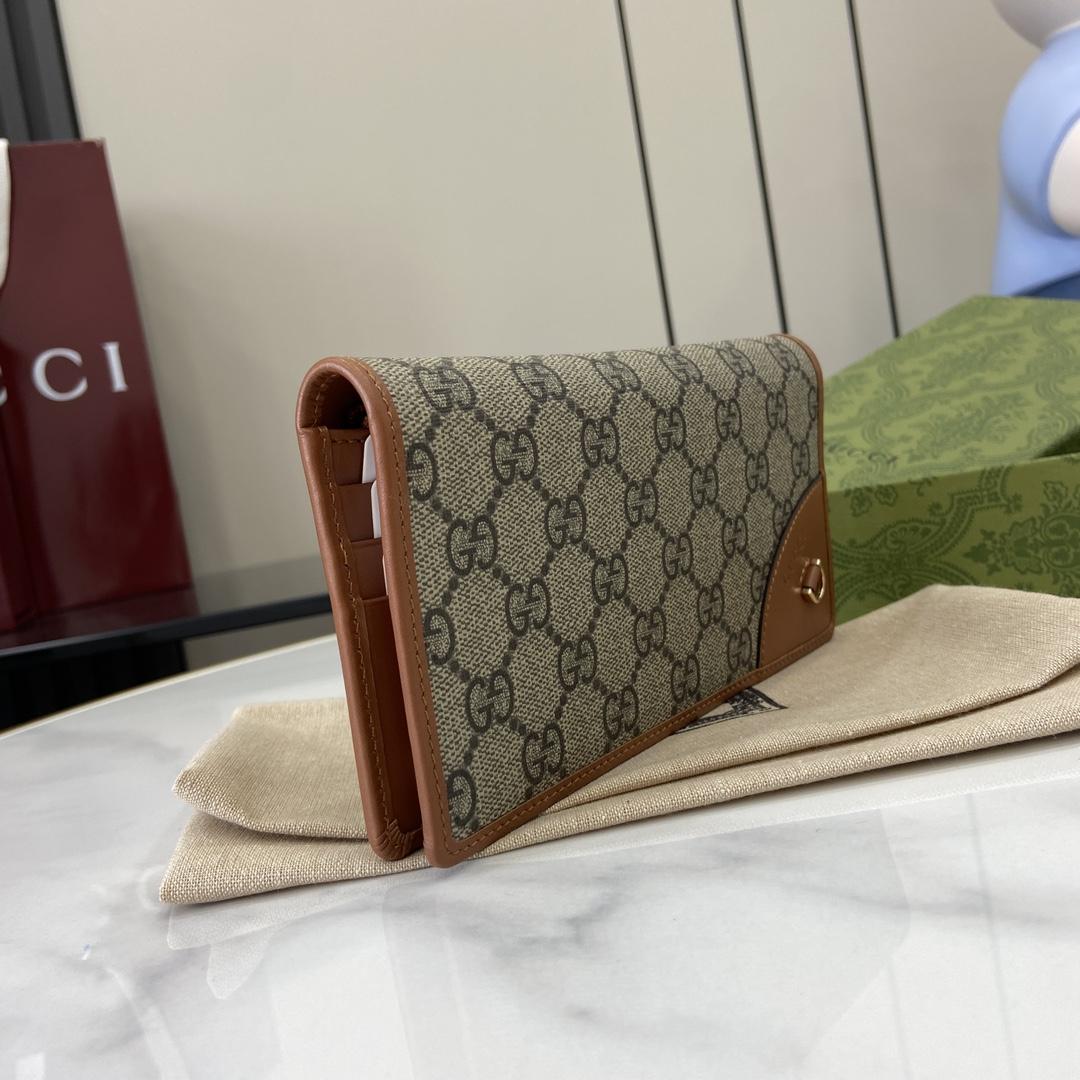 Gucci GG Emblem Continental Wallet - 