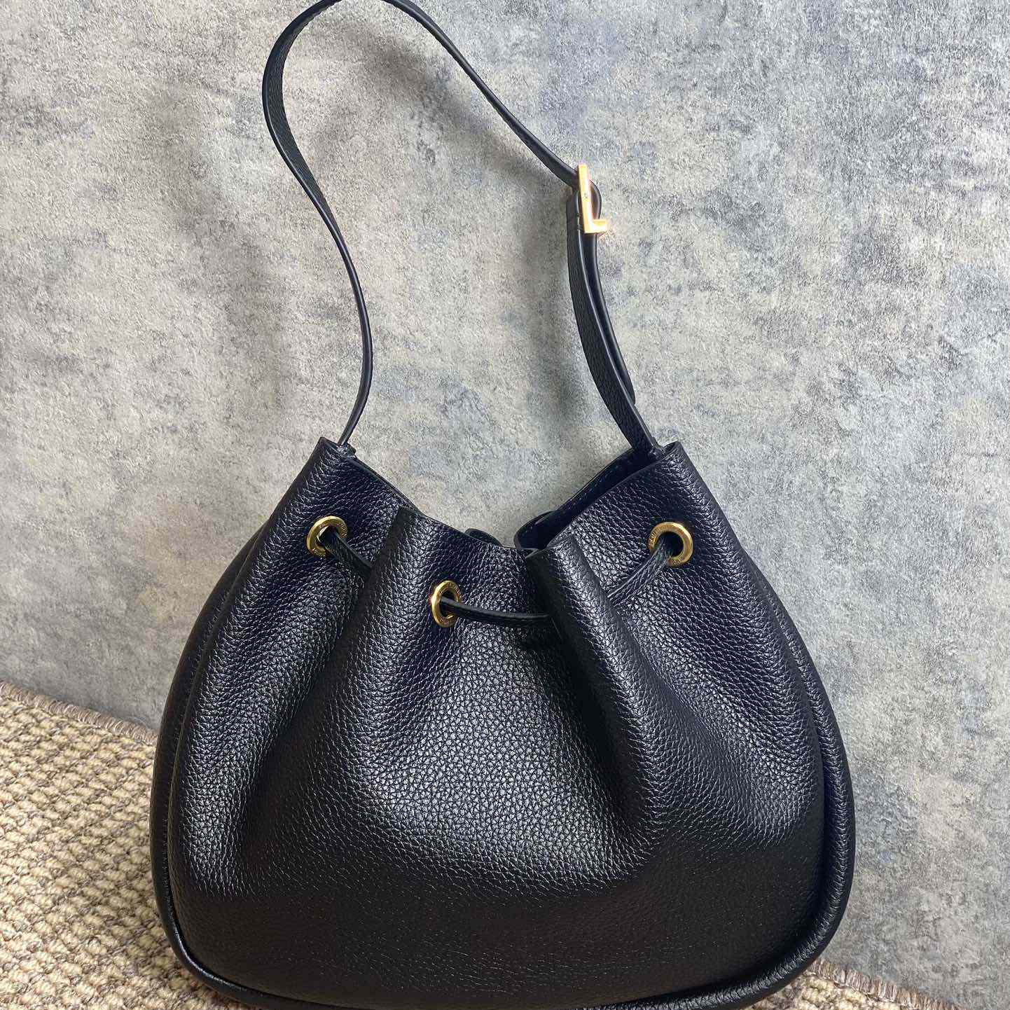 Saint Laurent Paris Vii Small Hobo In Grained Leather - PerfectKickZ
