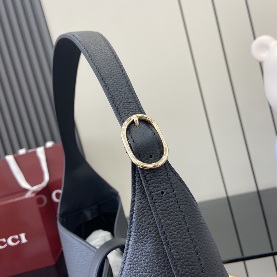 Gucci Jackie Large Shoulder Bag - PerfectKickZ