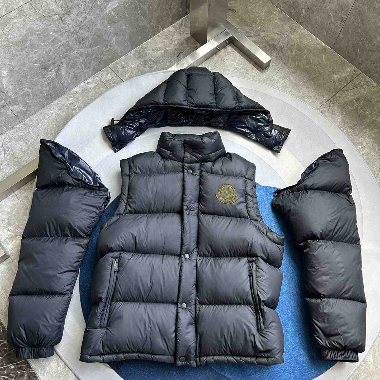 Moncler Cyclone 2-IN-1 Short Down Jacket - PerfectKickZ