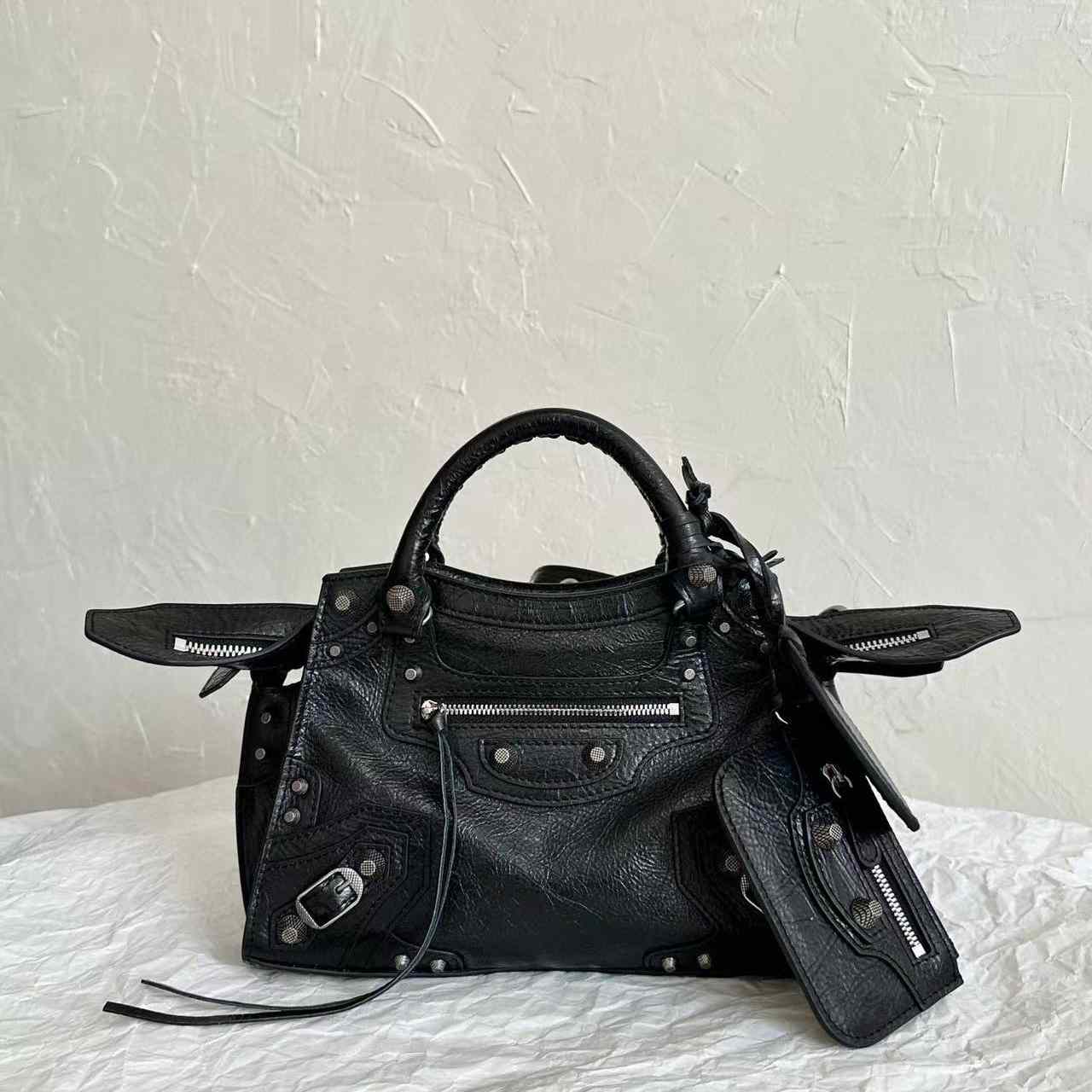 Balenciaga Neo Cagole City Handbag (26×17.8×11.4cm) - PerfectKickZ