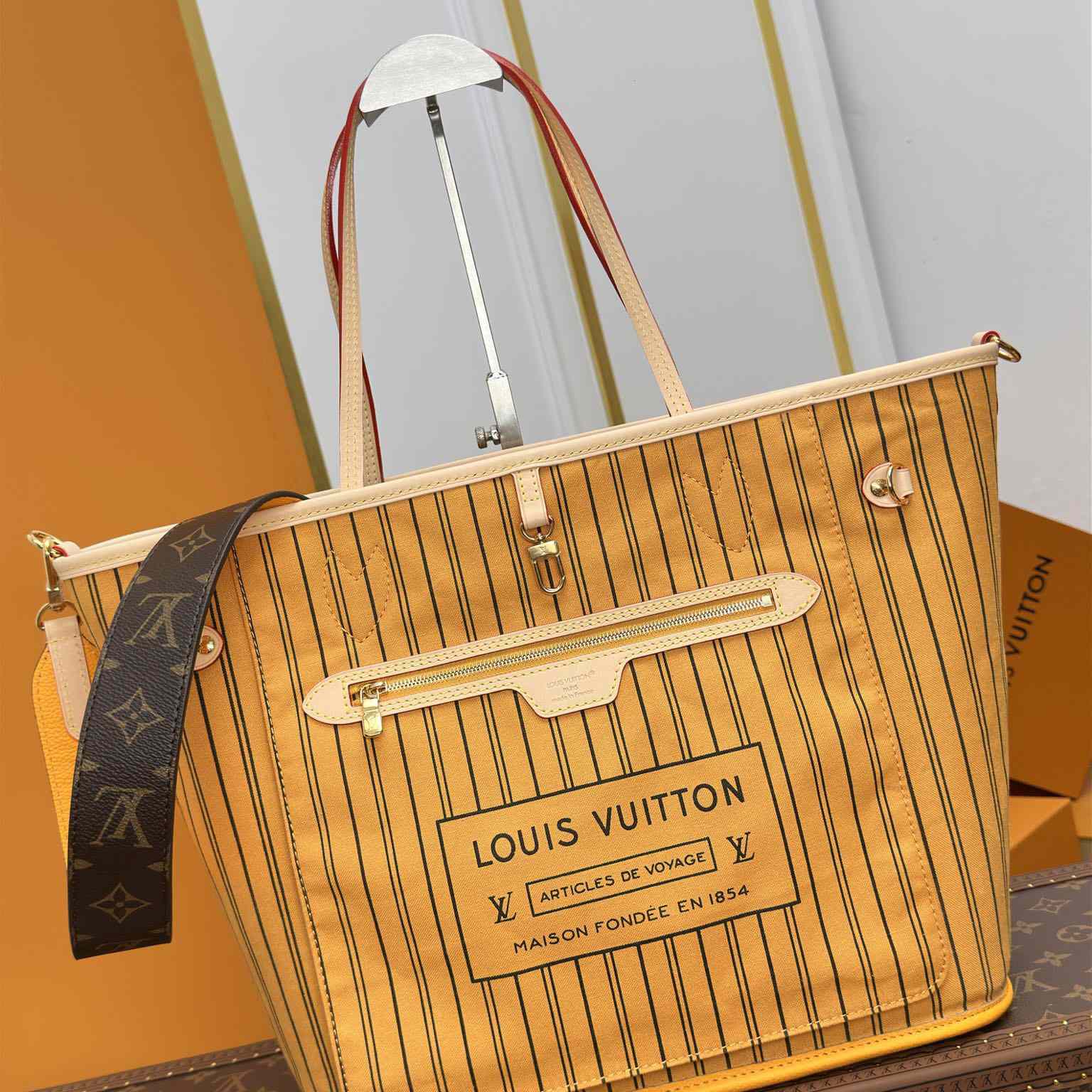 Louis Vuitton Neverfull Bandoulière Inside Out MM   M12096 - PerfectKickZ