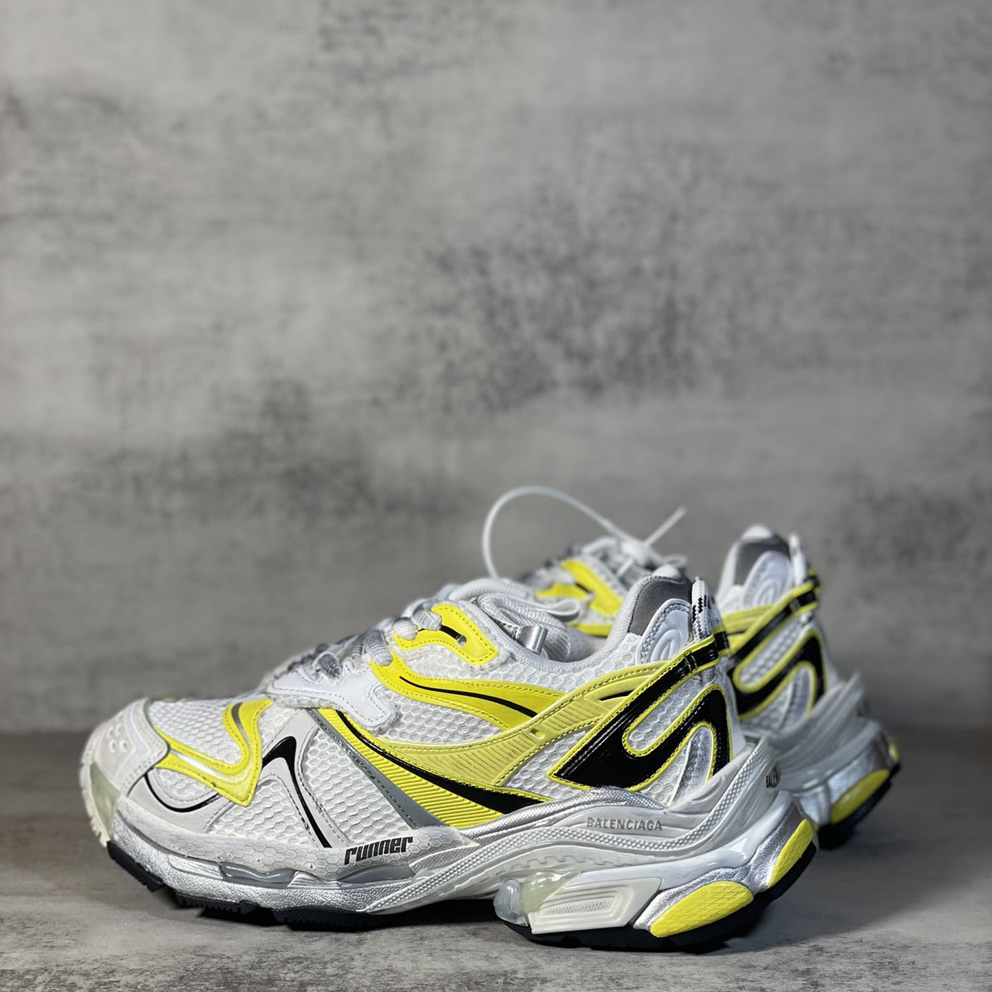 Balenciaga Runner 2.0 Sneaker In White, Yellow And Black Mesh And Polyurethane - PerfectKickZ