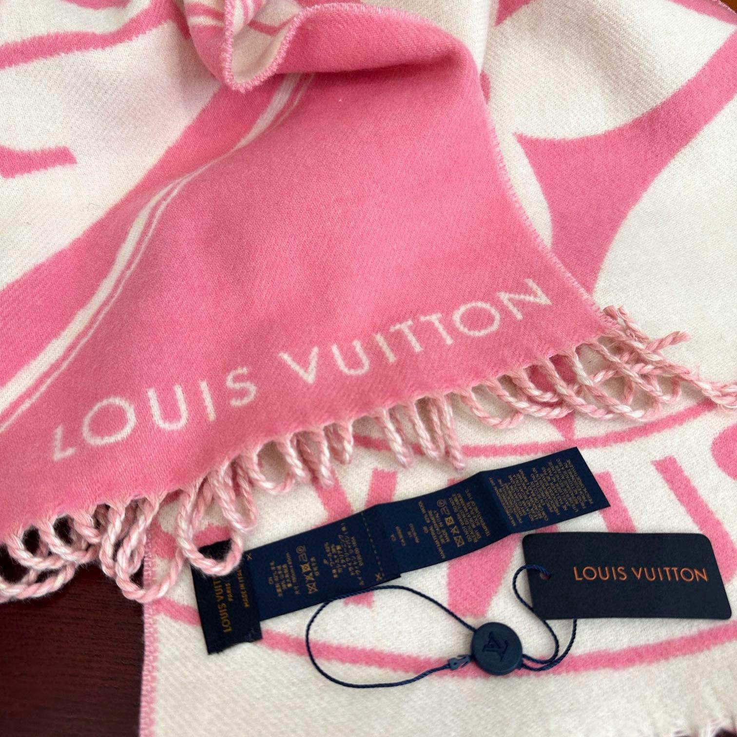 Louis Vuitton Lock And Keys Scarf  M92856 - 