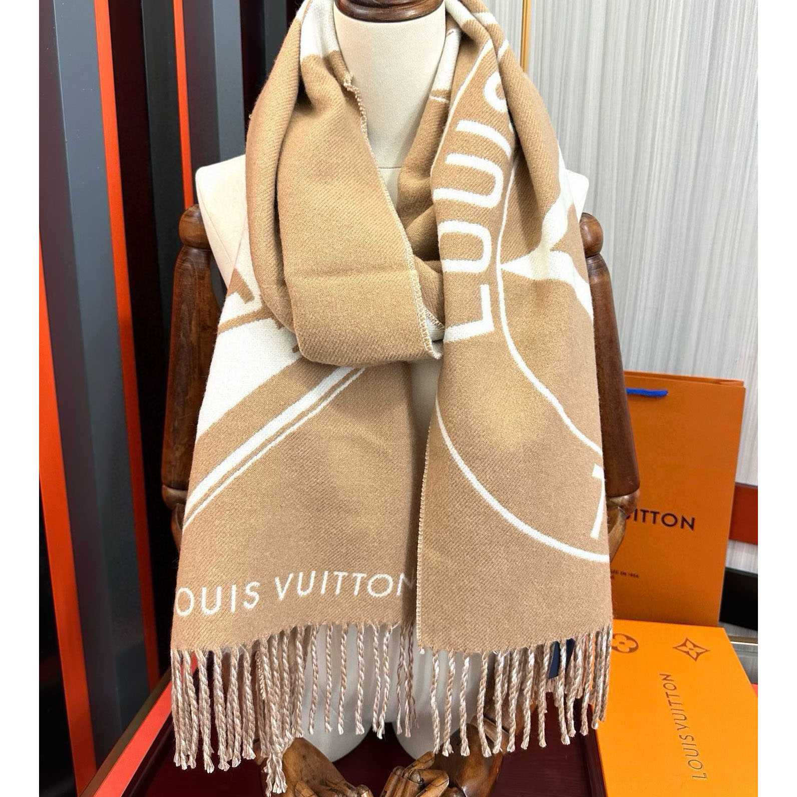 Louis Vuitton Lock And Keys Scarf  M90815 - PerfectKickZ