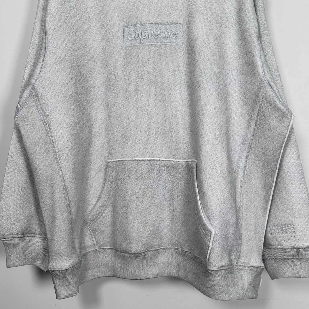 Supreme x MM6 Maison Margiela Foil Box Logo Hoodie - PerfectKickZ