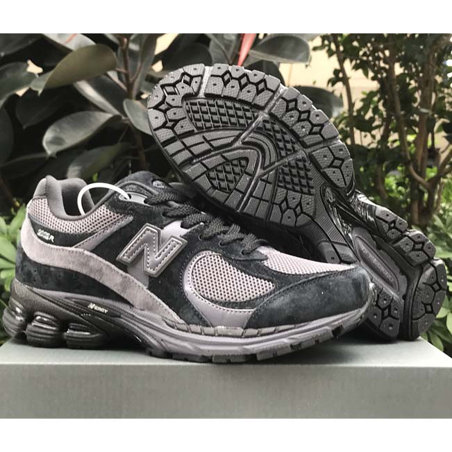 New Balance NB 2002R Sneakers      M2002RBL - PerfectKickZ