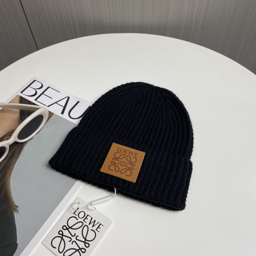 Loewe Beanie - PerfectKickZ