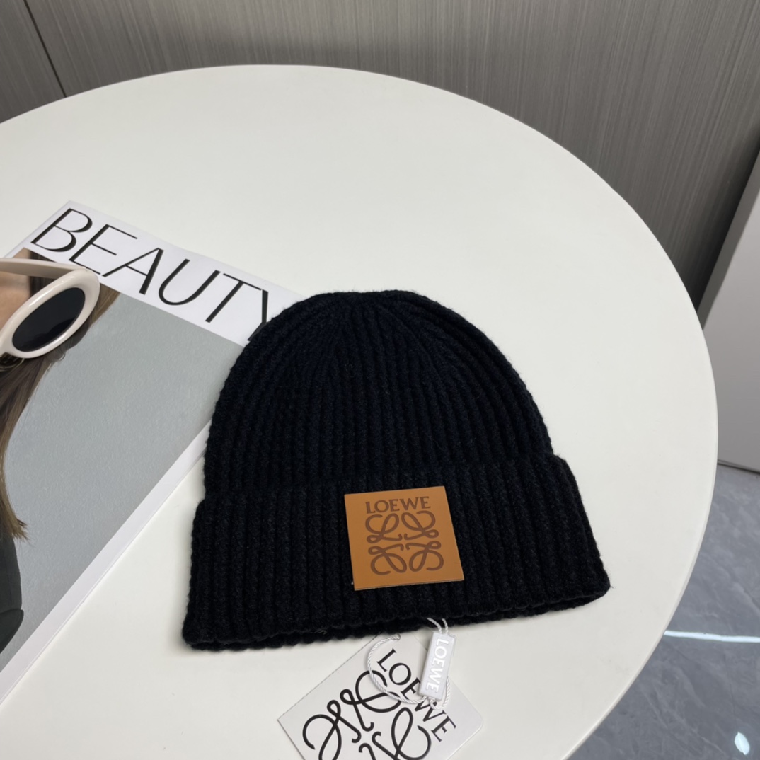 Loewe Beanie - PerfectKickZ