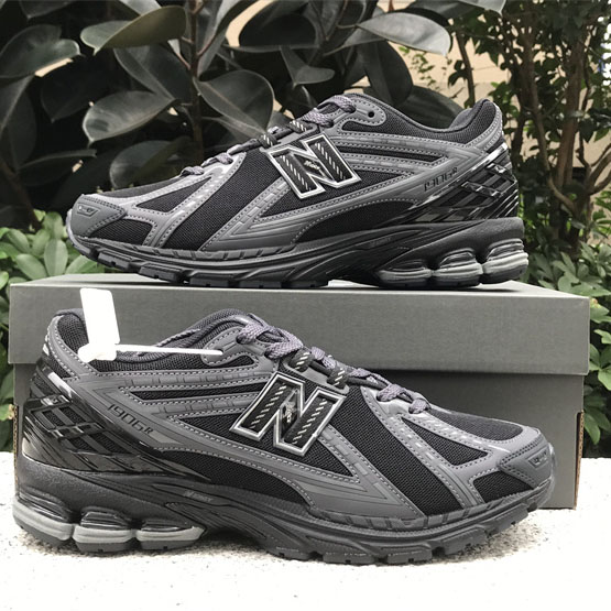 New Balance 1906R Sneakers      M1906RLB   - PerfectKickZ