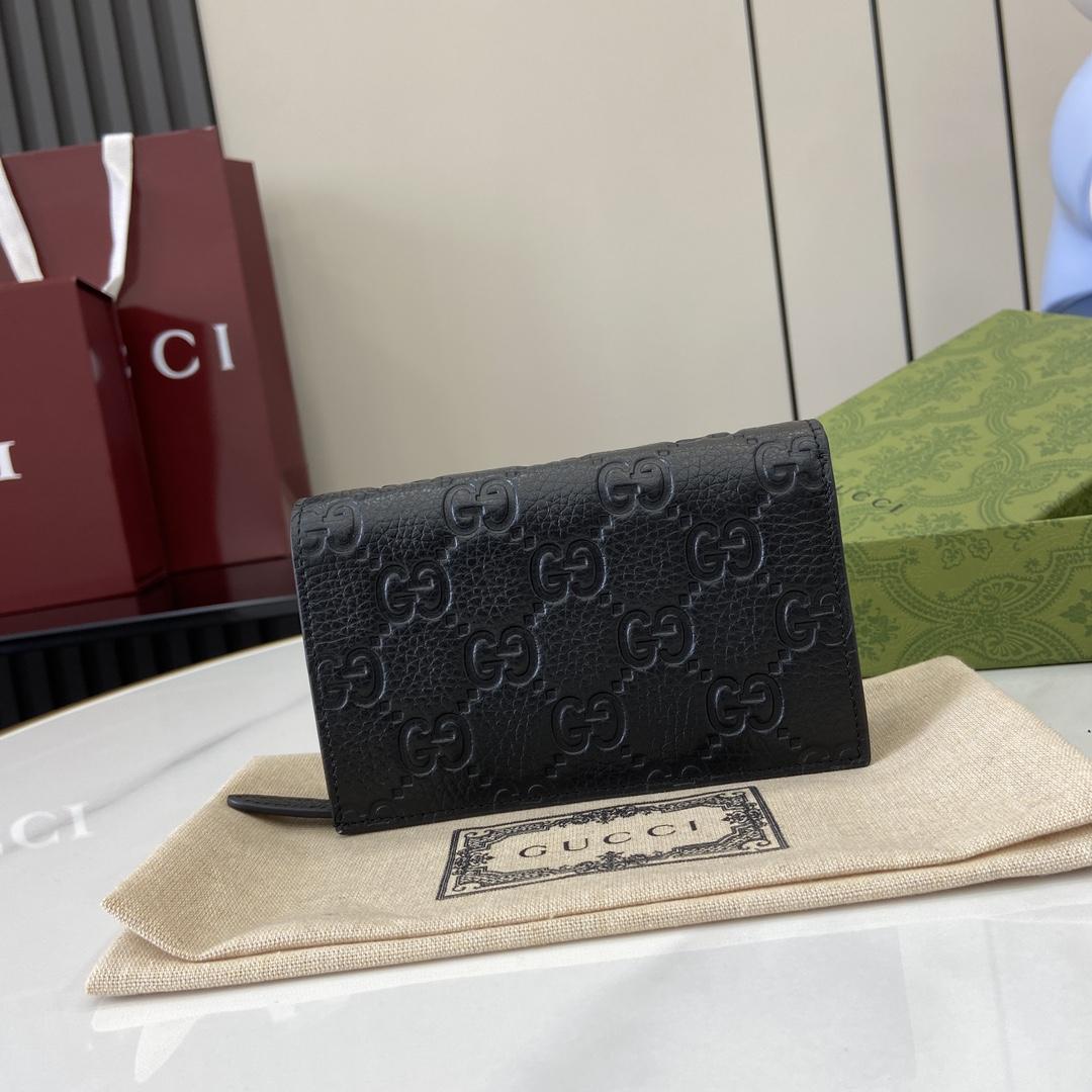 Gucci GG Emblem Zip Key Case - PerfectKickZ