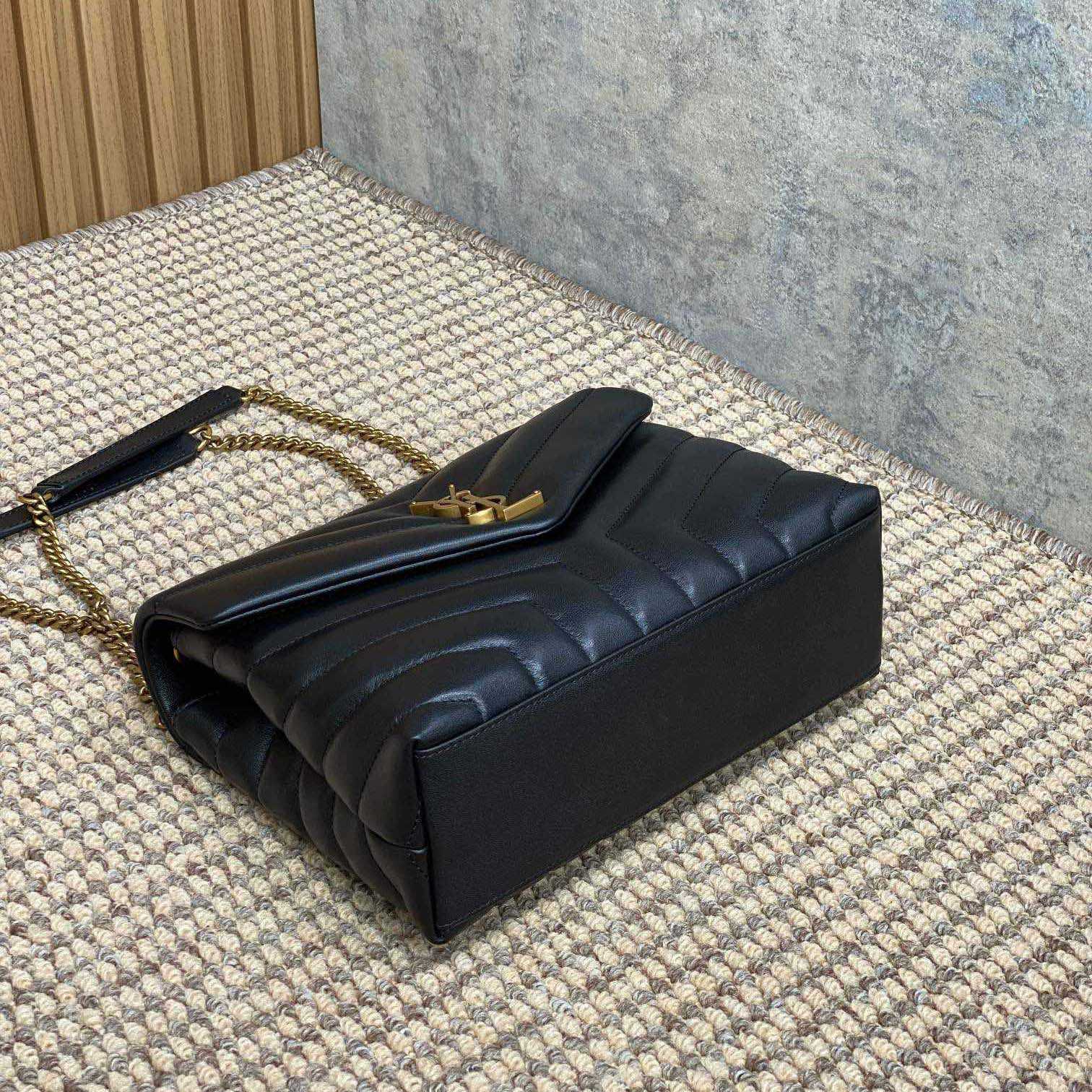 Saint Laurent Loulou Shoulder Bag   25x17x9cm - PerfectKickZ