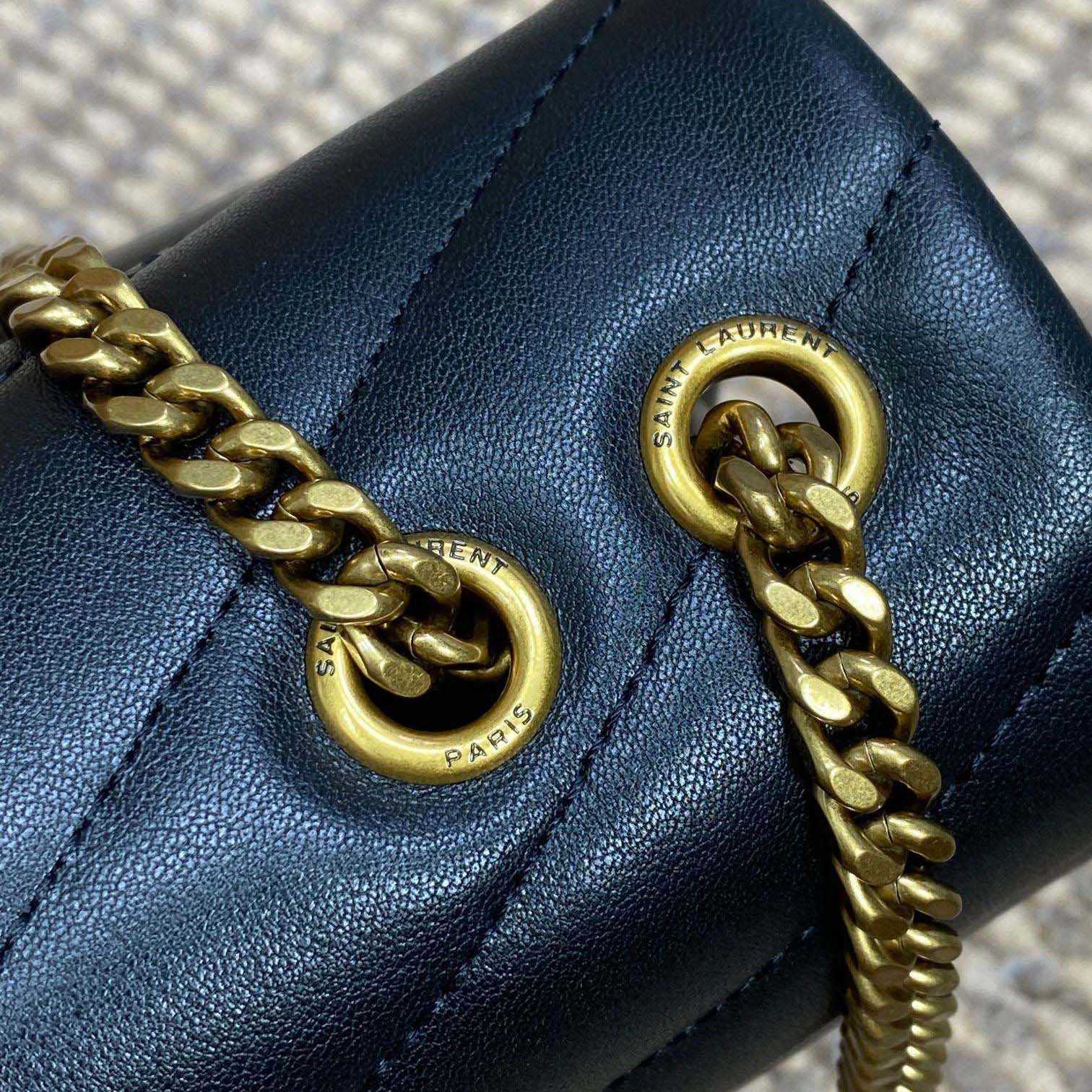 Saint Laurent Loulou Shoulder Bag   25x17x9cm - PerfectKickZ