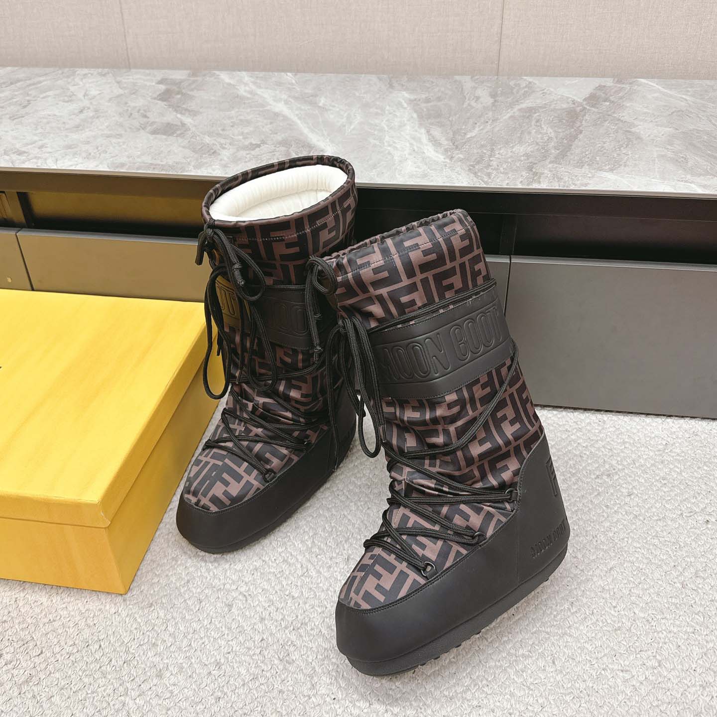 Fendi FF Motif Moon Boots - 
