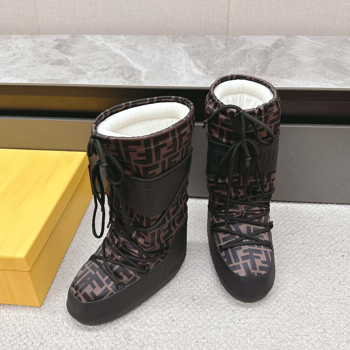 Fendi FF Motif Moon Boots - 