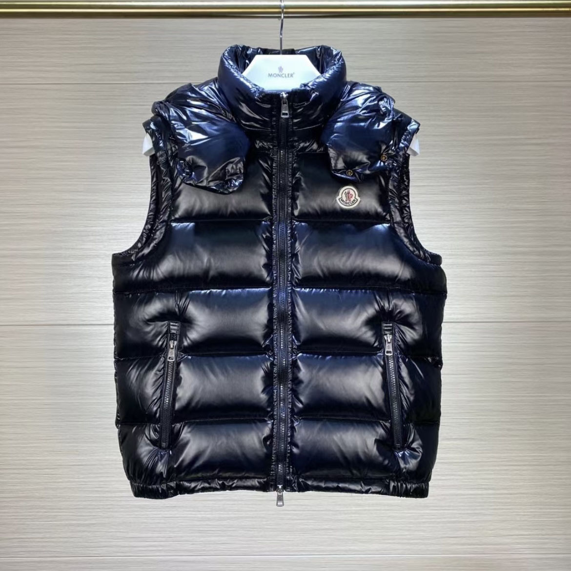 Moncler Bormes Vest - PerfectKickZ