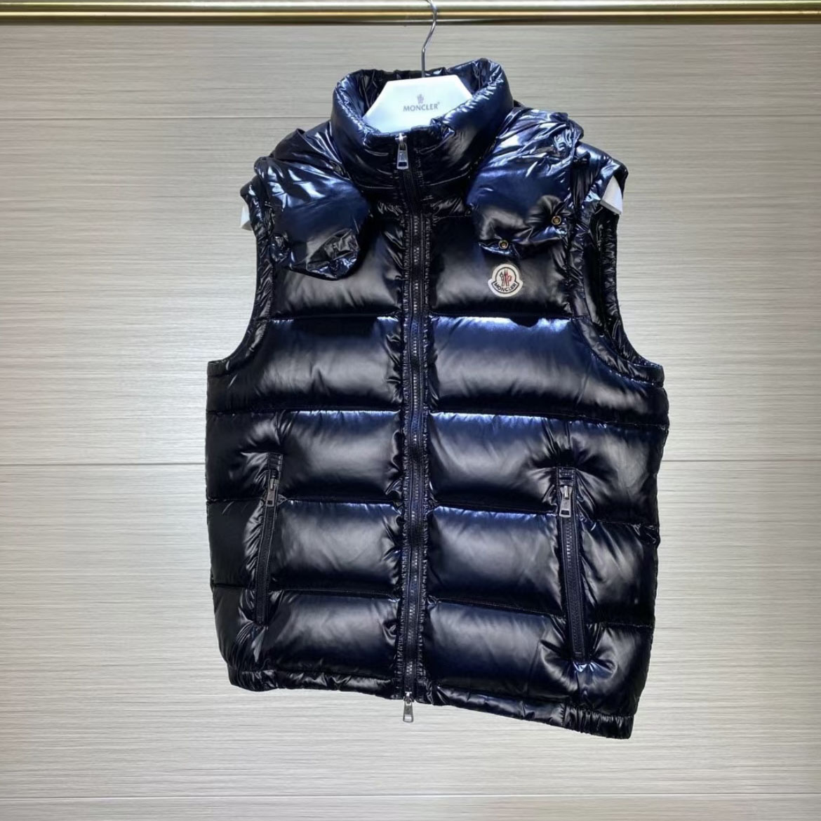 Moncler Bormes Vest - PerfectKickZ