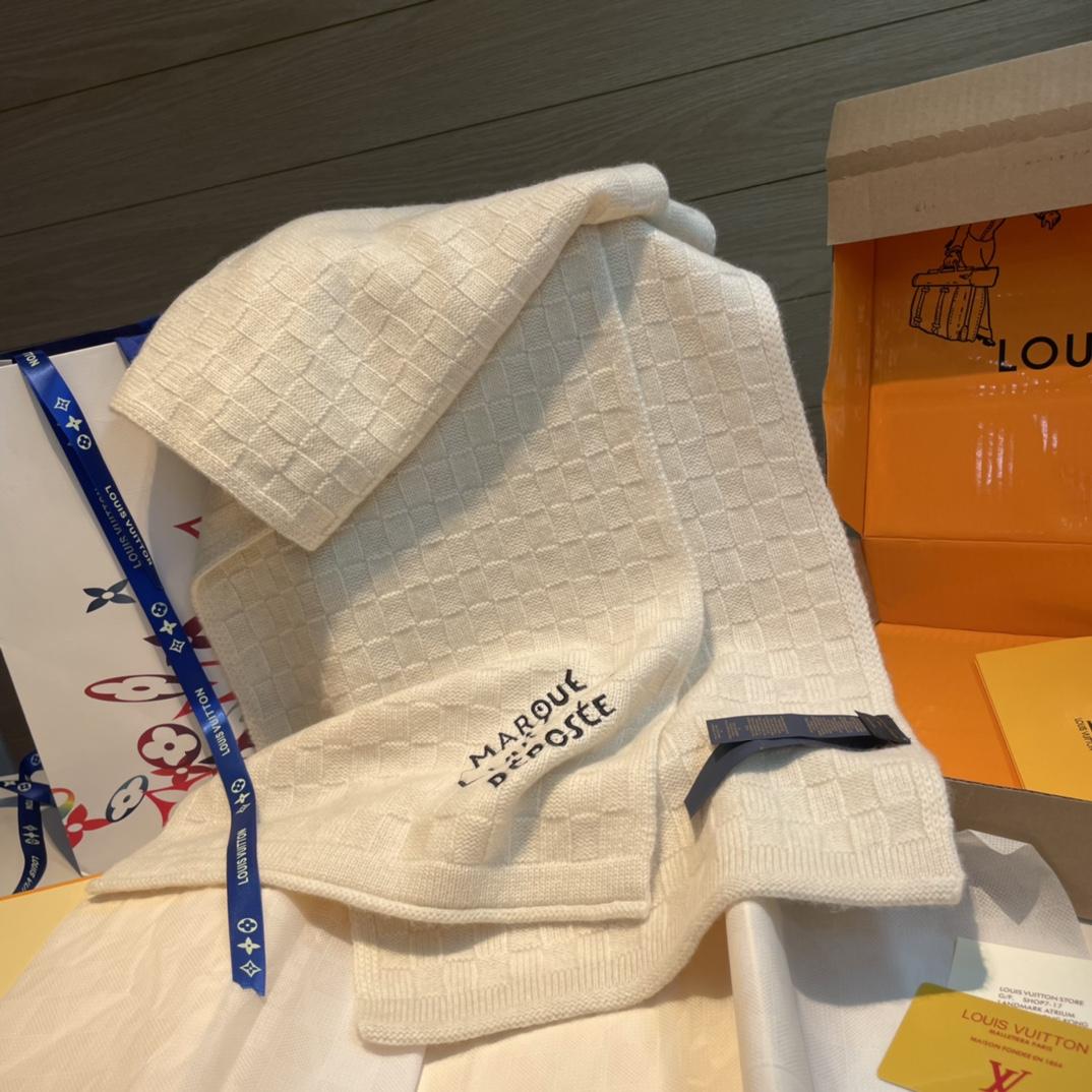 Louis Vuitton Damier Snug Scarf  M92755 - PerfectKickZ