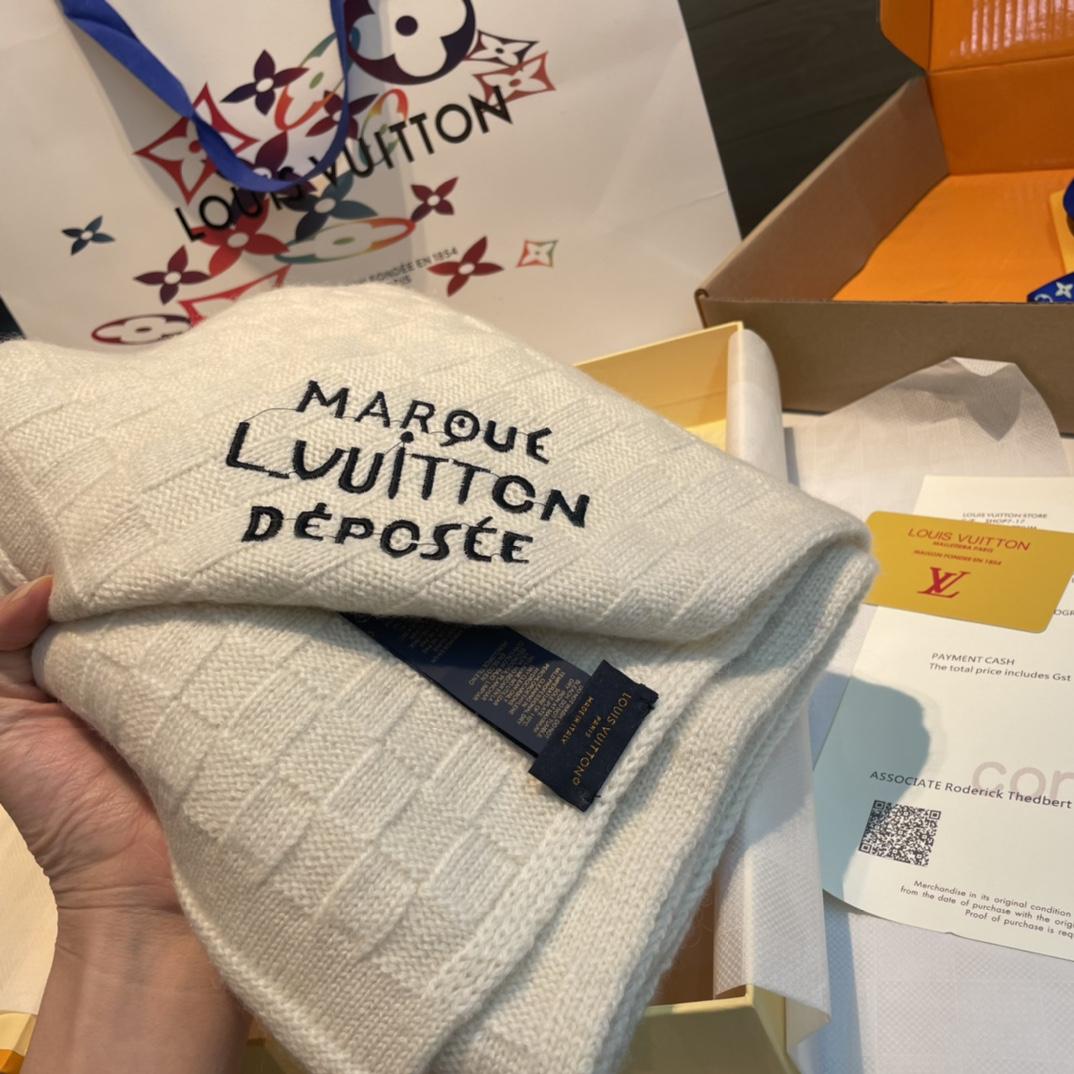 Louis Vuitton Damier Snug Scarf  M92755 - PerfectKickZ