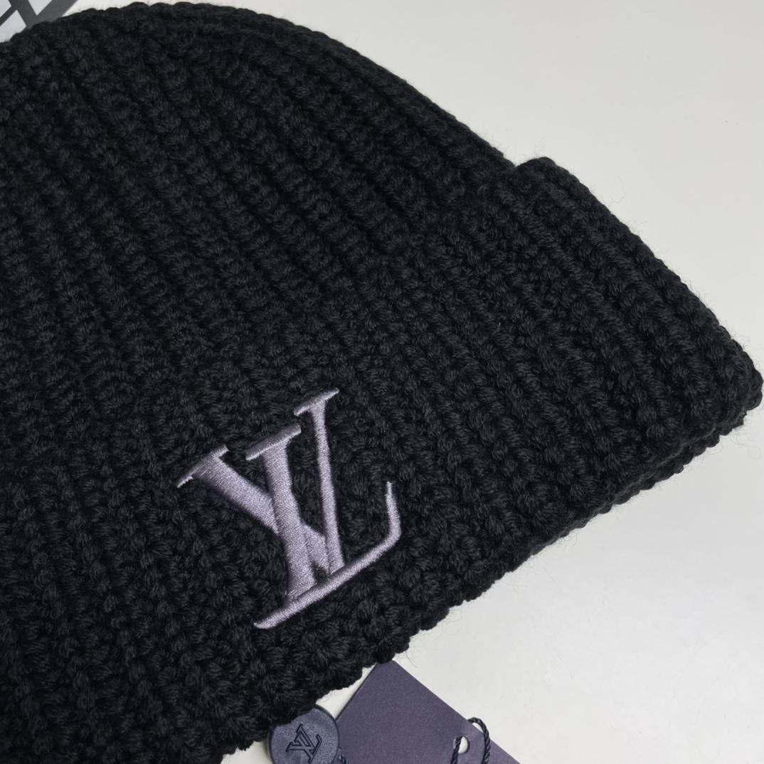 Louis Vuitton Beanie - PerfectKickZ