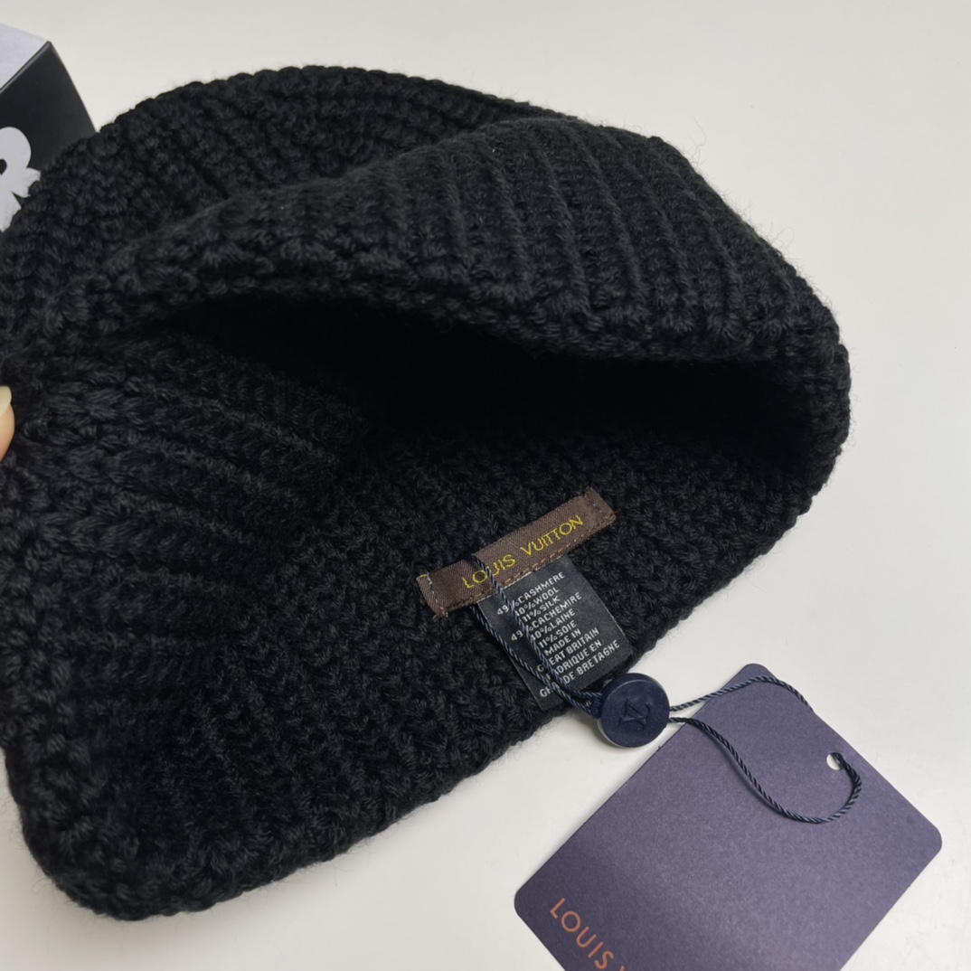 Louis Vuitton Beanie - PerfectKickZ