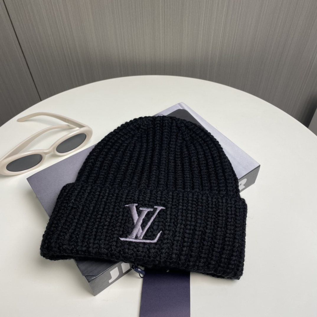Louis Vuitton Beanie - PerfectKickZ