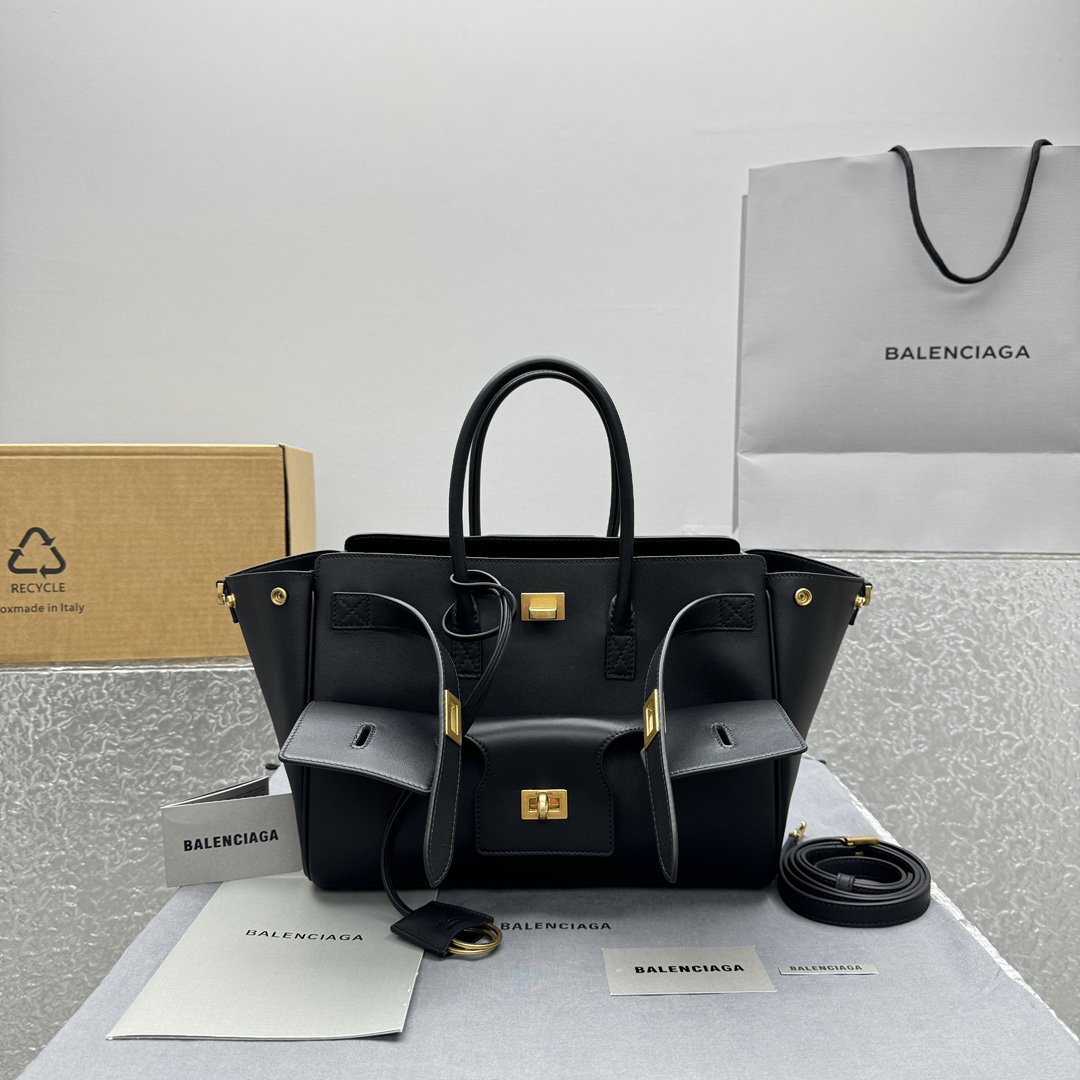 Balenciaga Bel Air Small Carry All Bag in black - PerfectKickZ