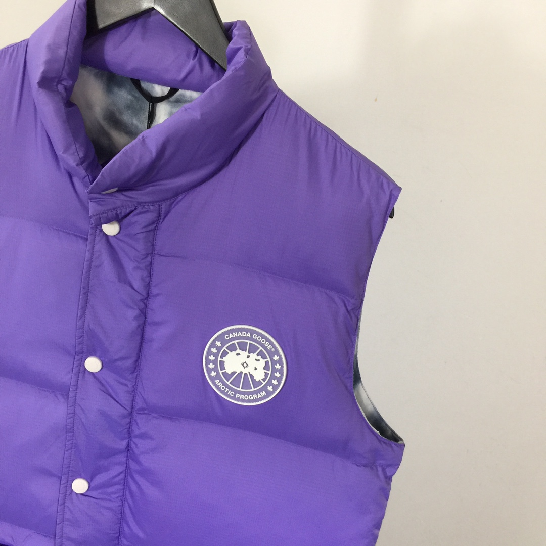 Canada Goose Down Vest - PerfectKickZ