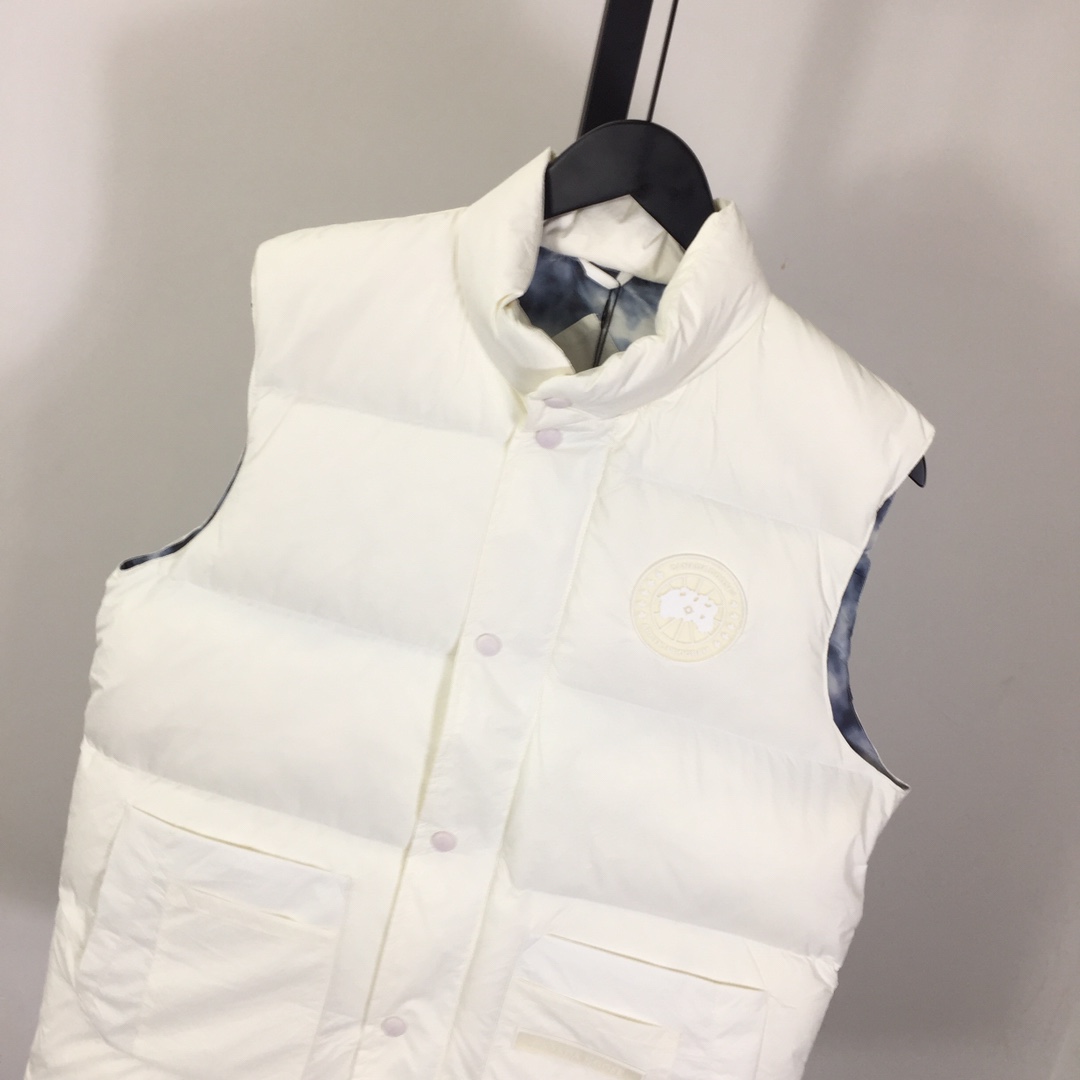 Canada Goose Down Vest - PerfectKickZ