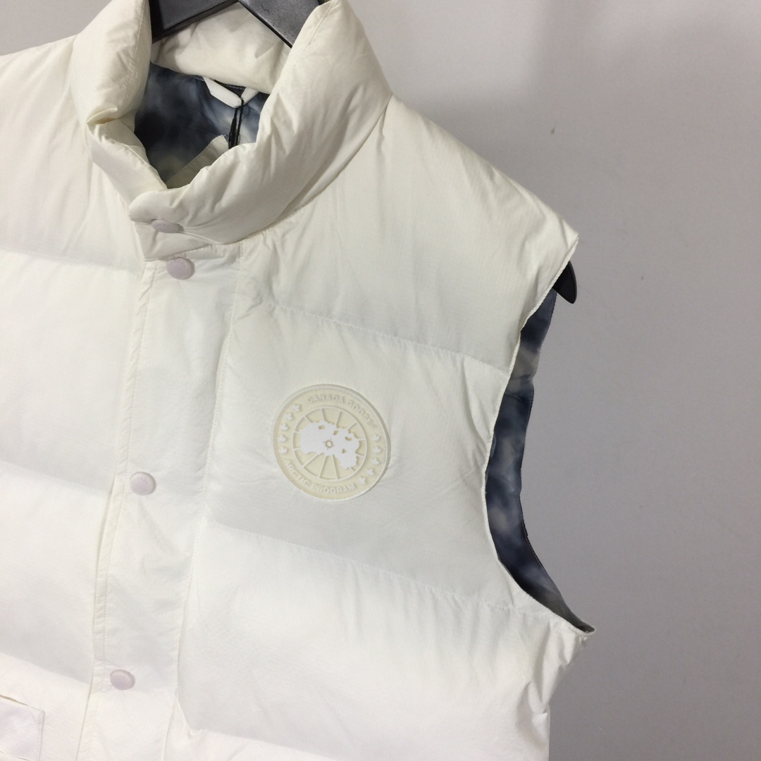 Canada Goose Down Vest - PerfectKickZ