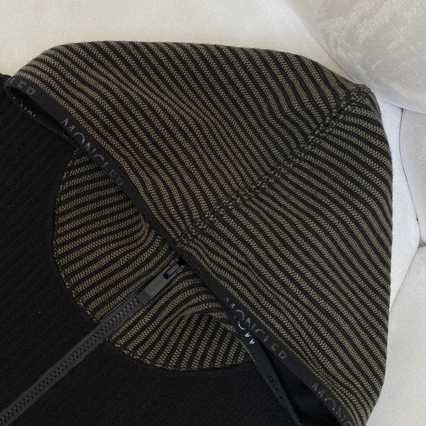Moncler Zip-up Fleece Jacket - PerfectKickZ