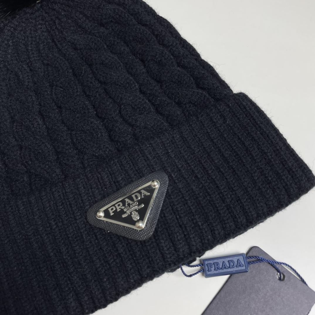 Prada Beanie - PerfectKickZ