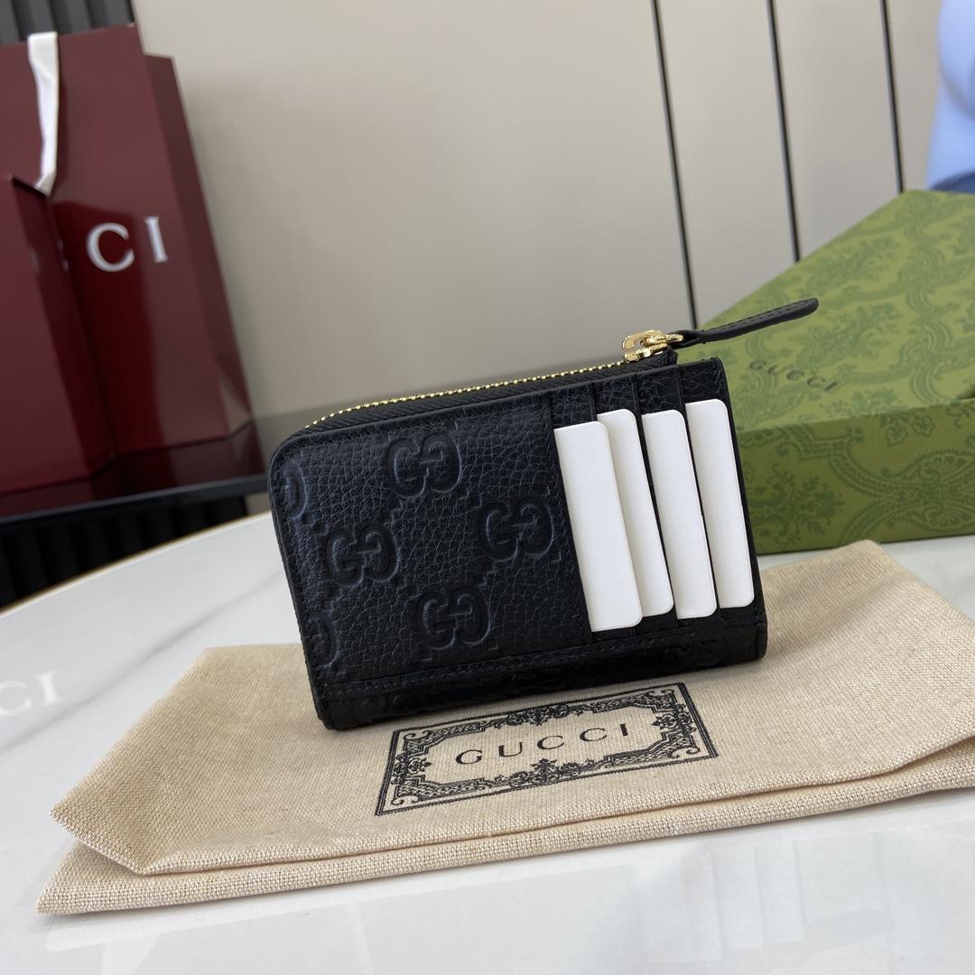 Gucci GG Emblem Zip Card Case  - PerfectKickZ