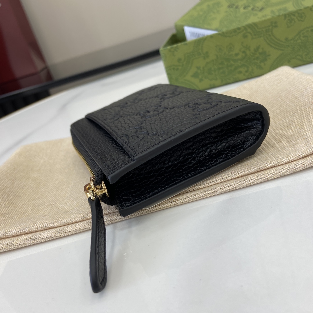 Gucci GG Emblem Zip Card Case  - PerfectKickZ