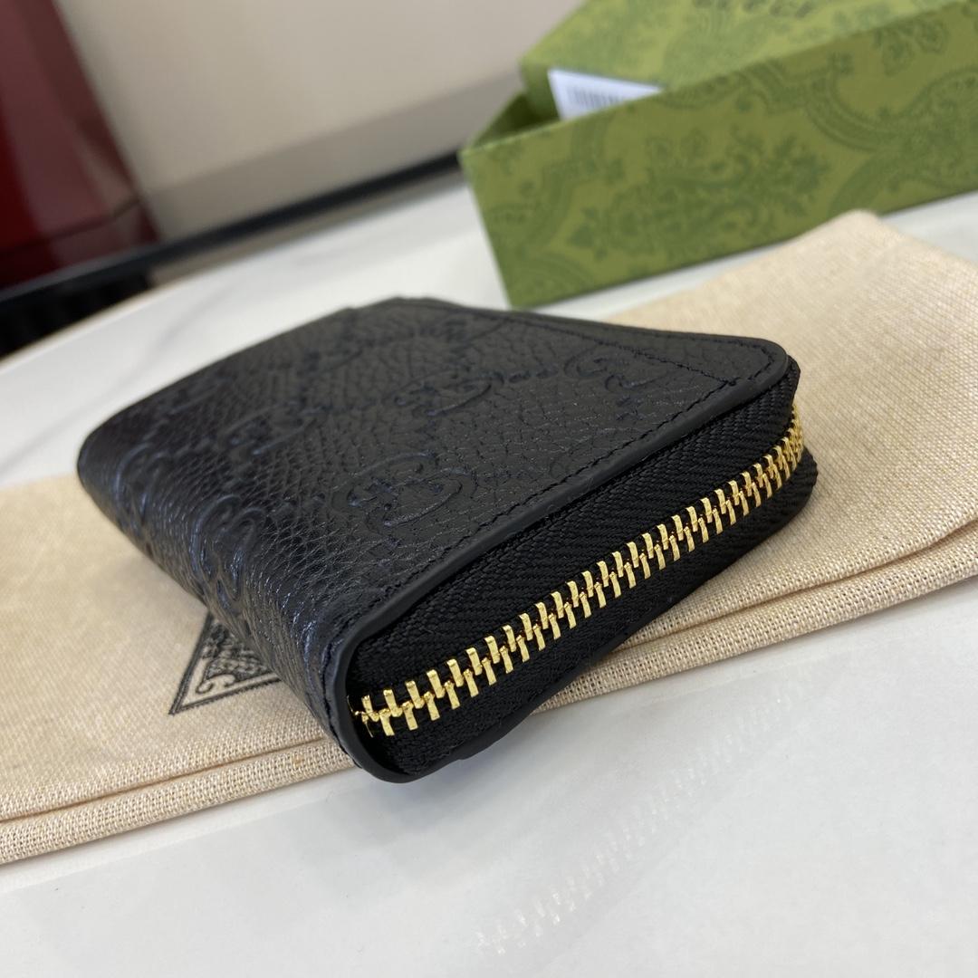 Gucci GG Emblem Zip Card Case  - PerfectKickZ