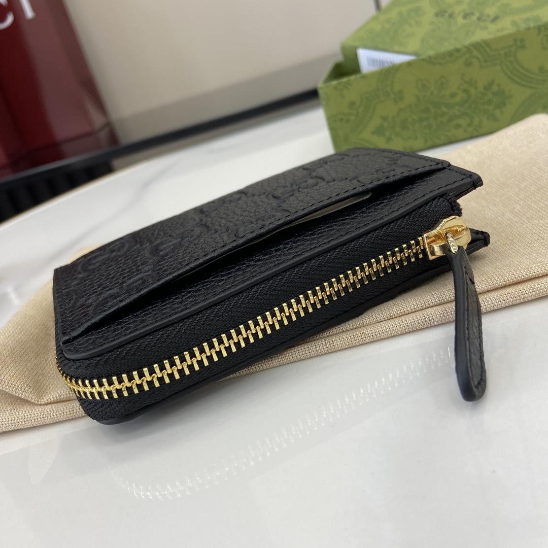 Gucci GG Emblem Zip Card Case  - PerfectKickZ