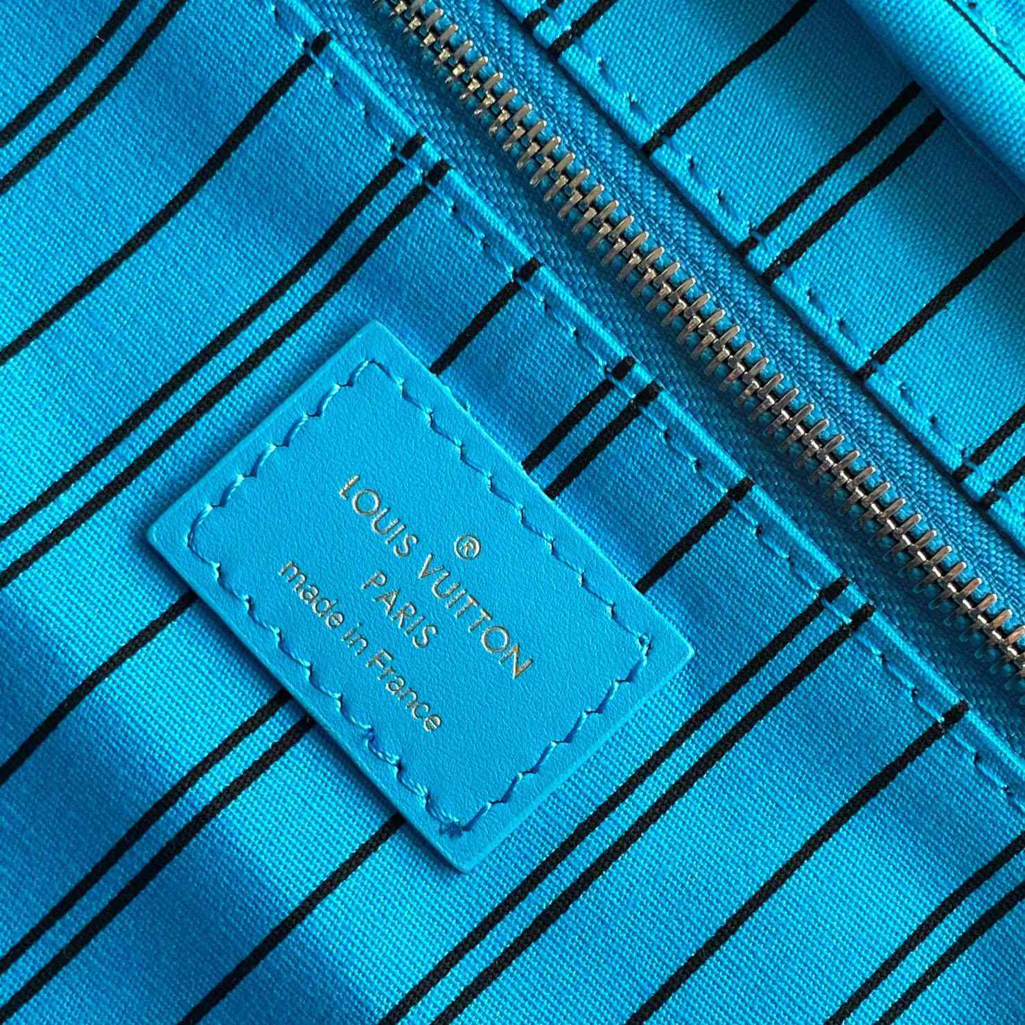 Louis Vuitton Dopp Kit    M12638 - PerfectKickZ