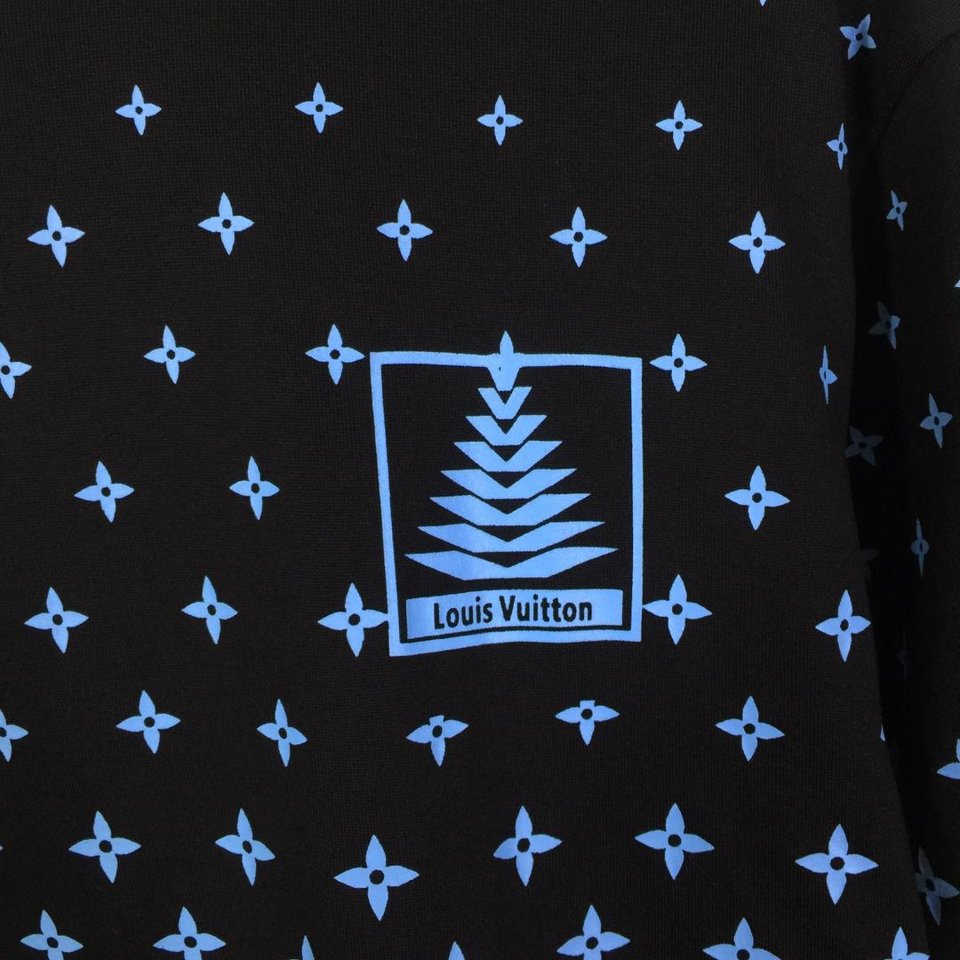 Louis Vuitton Logo T-Shirt - PerfectKickZ