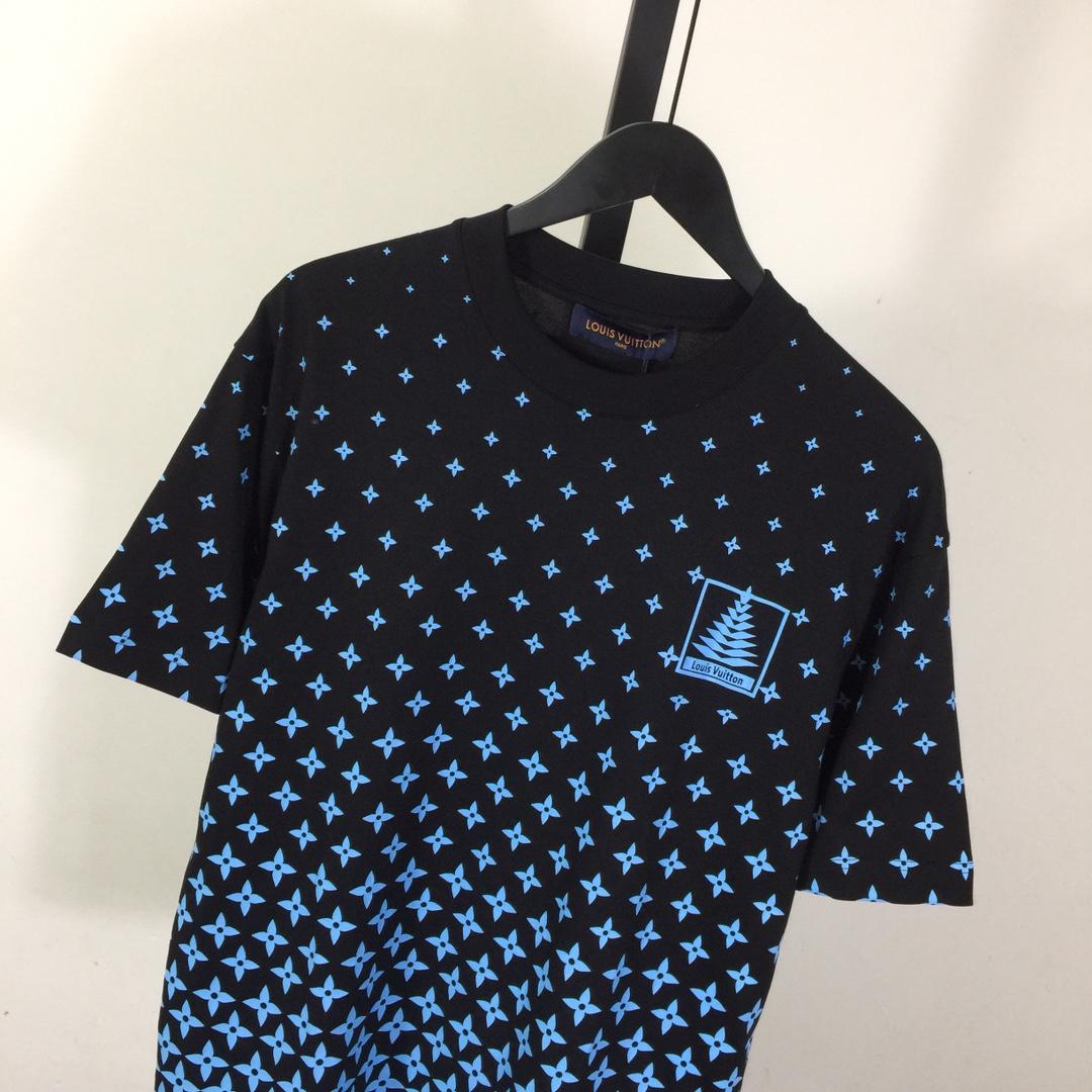 Louis Vuitton Logo T-Shirt - PerfectKickZ