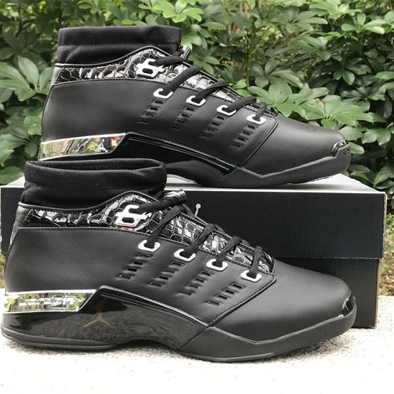 Jordan Air yordan 17 0G Low Black Chrome Sneaker    303891-004 - PerfectKickZ