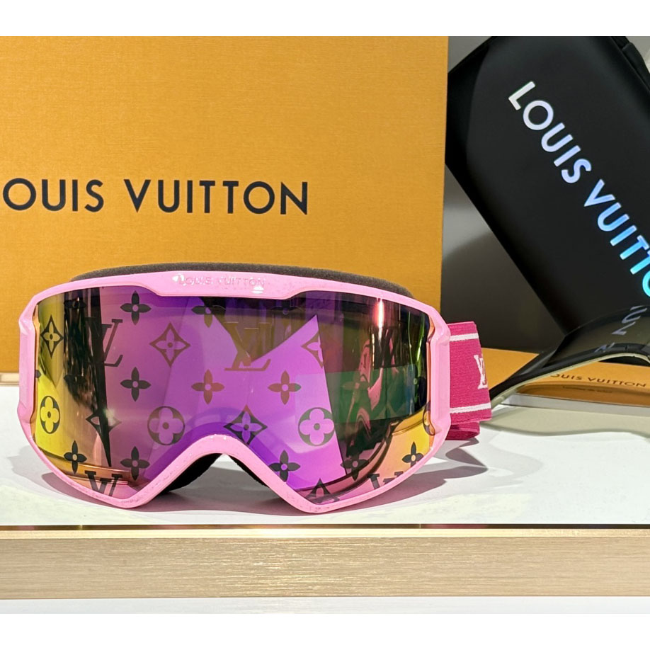 Louis Vuitton LV Snow Mask     - 