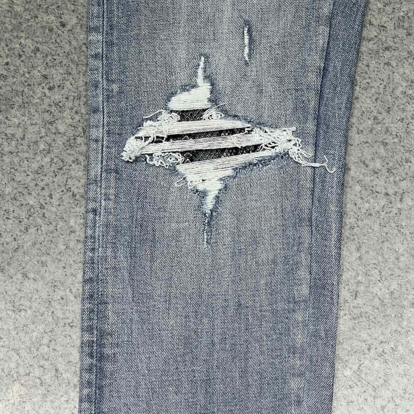 Amiri Jeans    AM1270 - PerfectKickZ